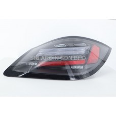 Porsche Boxster / Cayman 987.2 09-12 Black Face Light Bar LED Tail Lamp